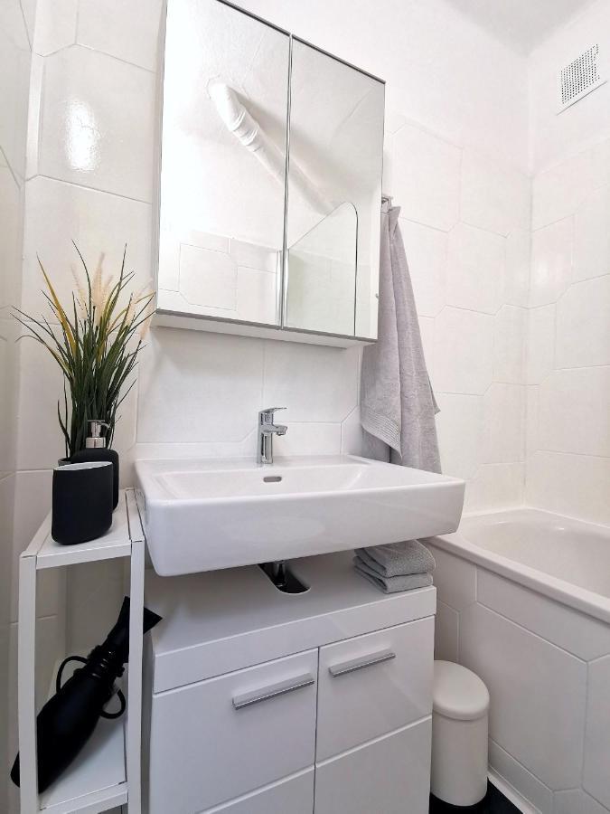 Gemutliches Studio Mit Blick Auf Die Ottakringer Brauerei Apartment Виена Екстериор снимка